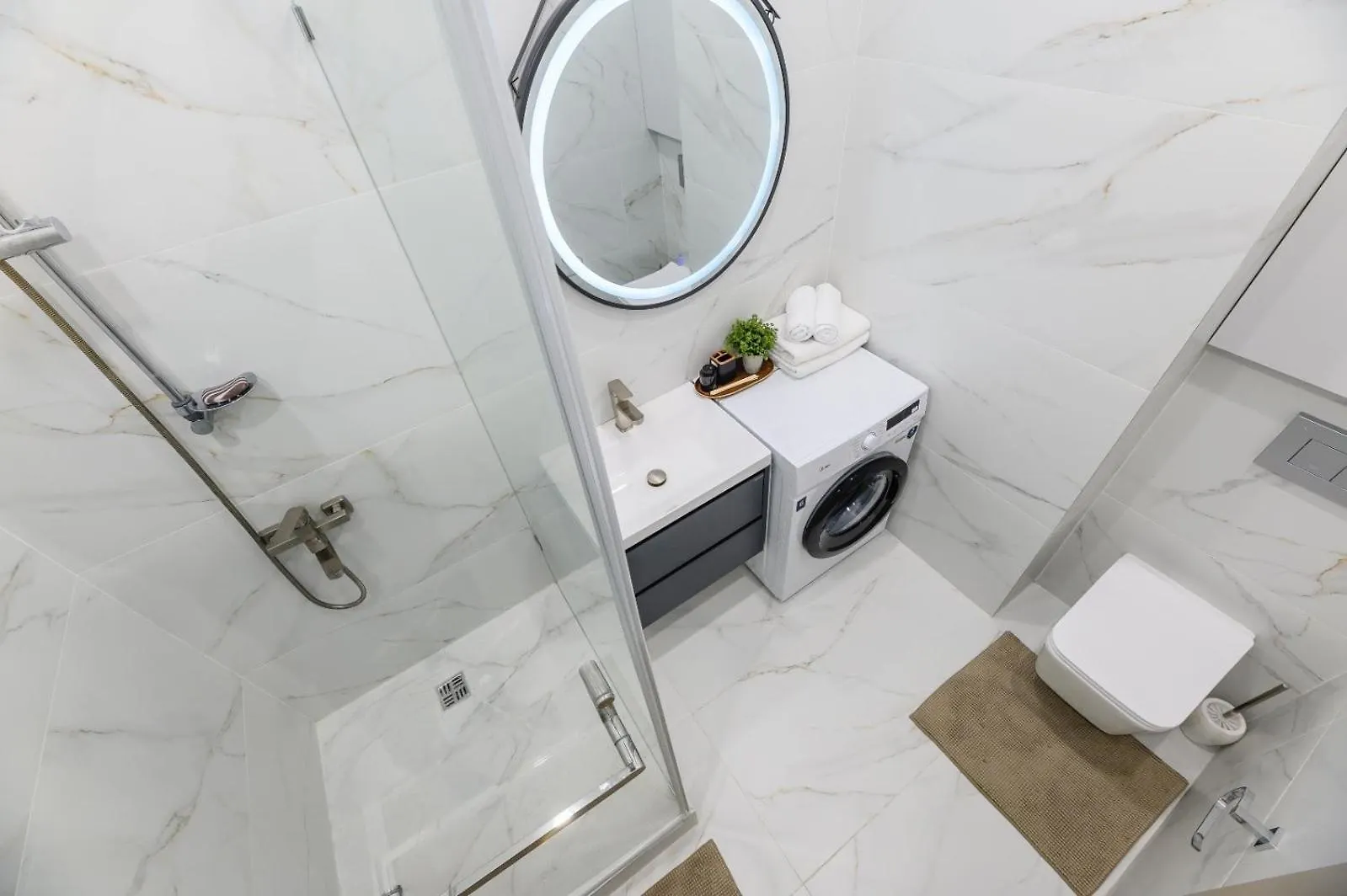 Lux Apartments Rams City Almaty