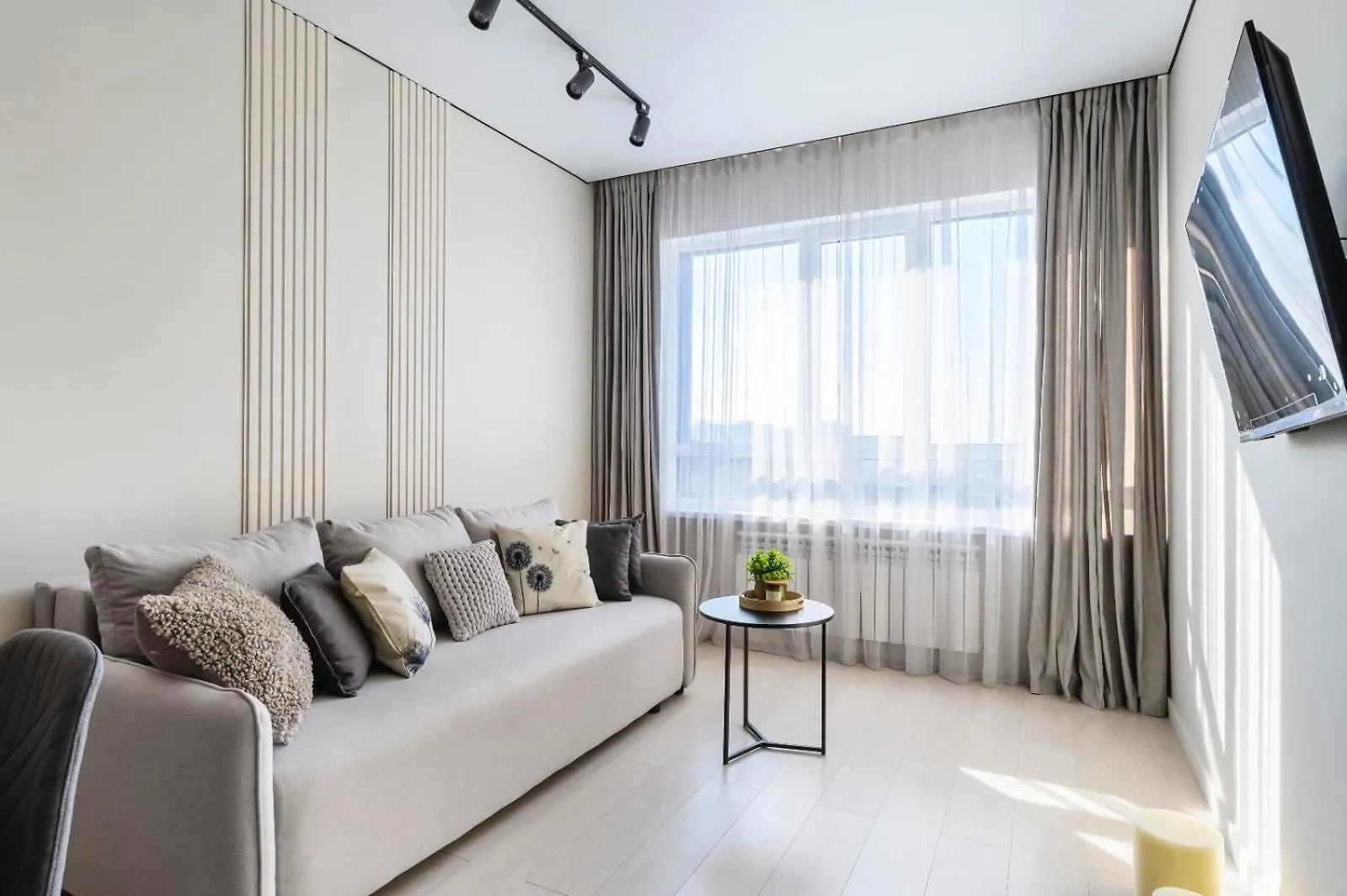 Lux Apartments Rams City Almaty